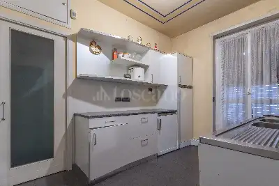 Casa in vendita, Via Giovanni Pascoli, Milano