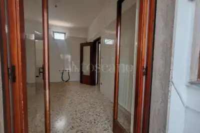 Casa in vendita, Via Vespasiano, Brindisi