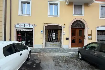 Box in vendita, Corso Canalchiaro, Modena