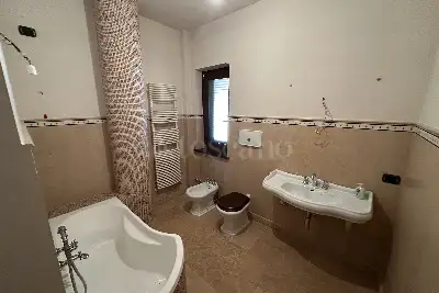 Casale in vendita, Via Castel del Monte, Corato