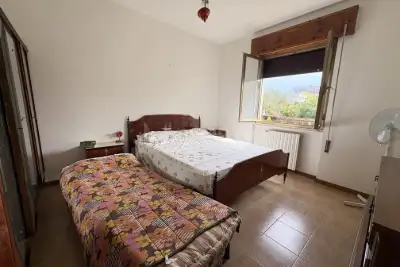 Palazzo in vendita, Via Civitella, Nettuno
