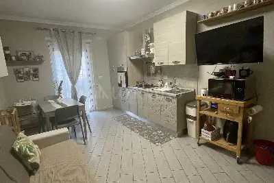 Casa in vendita, Via Silvio Pellico, Pomezia