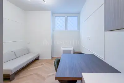 Casa in vendita, Via Giovanni da Procida 25, Milano