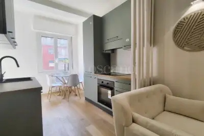 Casa in vendita, Via Venosa, Milano