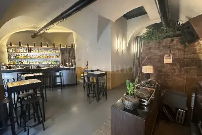 Palazzo in vendita, Via Andrea Da Bari, Bari