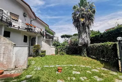 Casa in vendita, via Lisippo, Roma