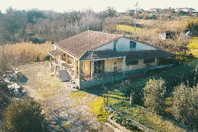 Casa Indipendente in vendita, Via Mandrine, Cassino
