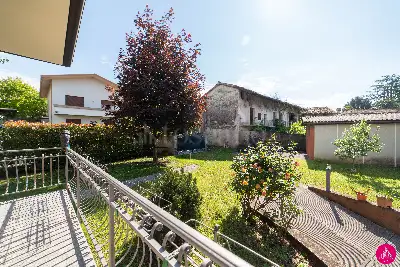 Villino a Schiera in vendita, Via Giuseppe Mazzini, Aviano