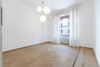 Casa in vendita, Via Plutarco, Milano