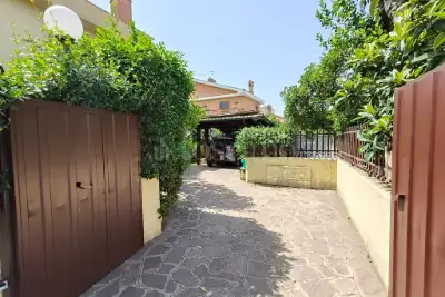 Villa Plurifamiliare in vendita, Via della Tenuta del Casalotto, Roma