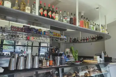 Attività Commerciale in vendita, Via dei Crispolti, Roma