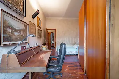 Casa in vendita, Viale Certosa 16, Milano