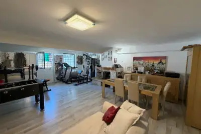 Villino a Schiera in vendita, Via Ipparco di Nicea, Roma