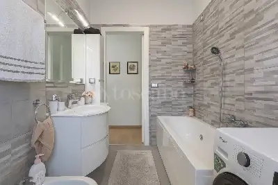 Casa in vendita, Viale Michelangelo, Sirmione