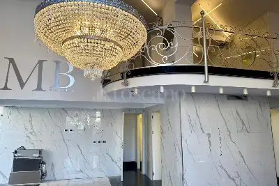 Negozio in affitto, Piazza Cola di Rienzo, Roma