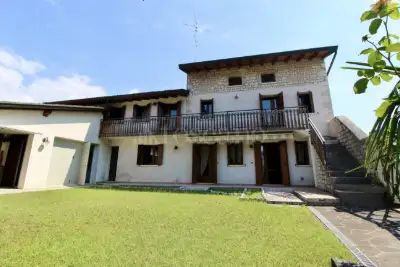 Casa Indipendente in vendita, Via Gioacchino Rossini, Fontanafredda