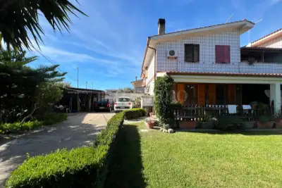 Villa Bifamiliare in vendita, Via Giuseppe Miraglia, Fiumicino