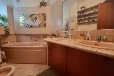Casa in vendita, Viale Abruzzi, Milano