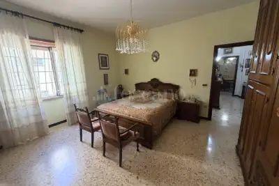 Casa in vendita, Via Virgilio, Pomezia