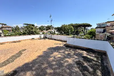 Villa in vendita, Viale delle Pratoline, Anzio