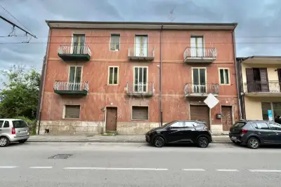 Palazzo in vendita, Via Francesco Tedesco, Avellino