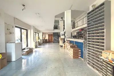 Negozio in vendita, Via Diego Angeli, Roma