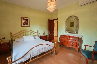 Casa in vendita, Via Francesco Roncati, Roma