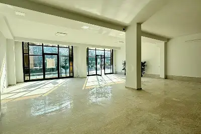 Negozio in affitto, Via Circumvallazione, Avellino