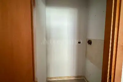 Negozio in affitto, Avellino Via Campane, Avellino