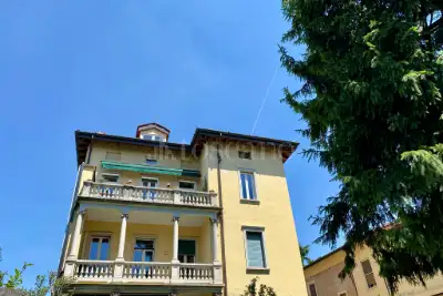 Casa in vendita, Via Ugo Foscolo, Brescia