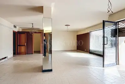 Negozio in vendita, Via Luigi Canepa, Sassari