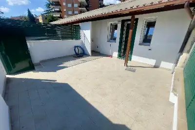 Casa in affitto, Via dei Gonzaga, Roma