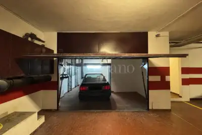 Box in affitto, Viale Luigi Majno 8, Milano