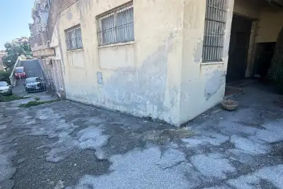 Magazzino in vendita, Passo Spartaco Ferradini, Genova