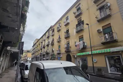Negozio in affitto, Via Consalvo, Napoli