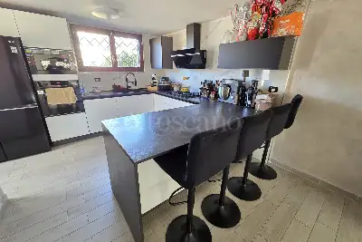 Villa Plurifamiliare in vendita, Via Giuseppe Dechelette, Roma