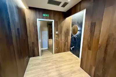 Negozio in affitto, Piazza Cola di Rienzo, Roma