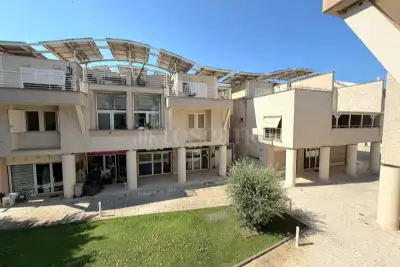 Casa in vendita, Viale della Pineta di Fregene, Fiumicino