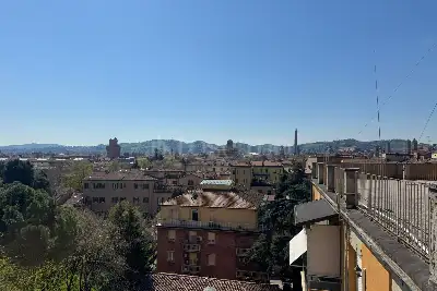 Casa in vendita, Via Mascarella, Bologna