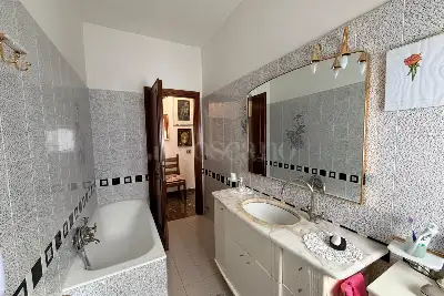 Casa in vendita, Via Luigi Galassi, Roma