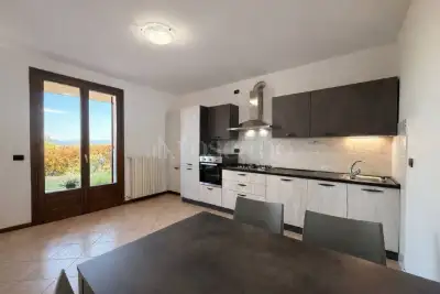 Casa in vendita, Via Castelletto, Pozzolengo