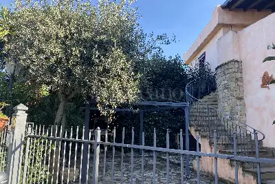 Villa Plurifamiliare in vendita, Contrada Pistavecchia, Campofelice di Roccella