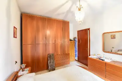 Casa in vendita, Via Deledda, Como