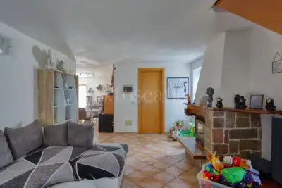 Casa Indipendente in vendita, Via Pasubio, Cunardo