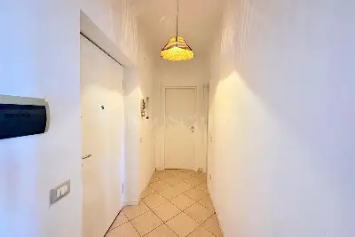 Casa in vendita, Via Mario Longhi, Brescia