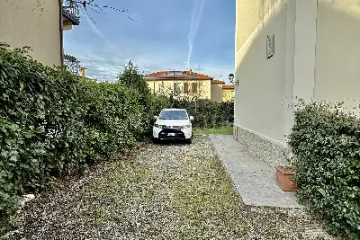 Villa Bifamiliare in vendita, Via Crotte, Brescia