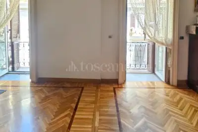 Casa in vendita, Via Santa Lucia, Napoli