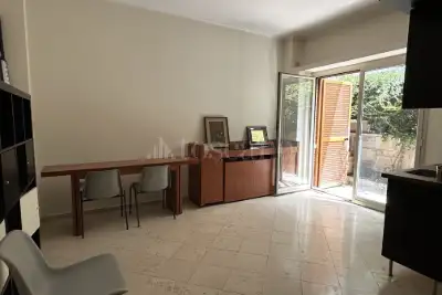 Casa in vendita, Via Guido Guinizelli, Roma
