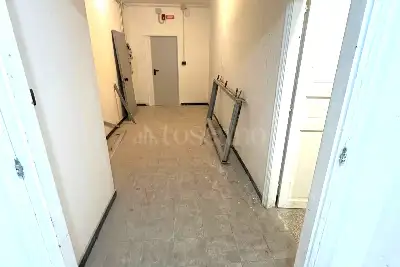 Magazzino in vendita, Piazza della Vittoria, Genova