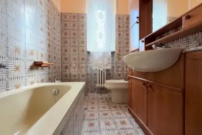 Casa in affitto, Via Antonio Gramsci, Opera